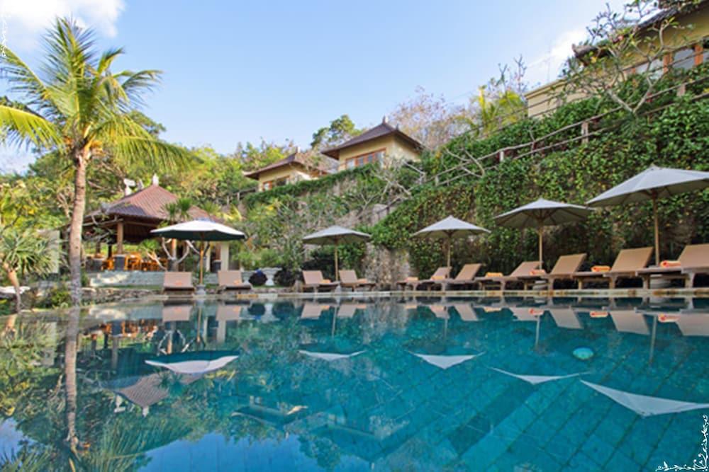 Lembongan Cliff Villas Екстер'єр фото